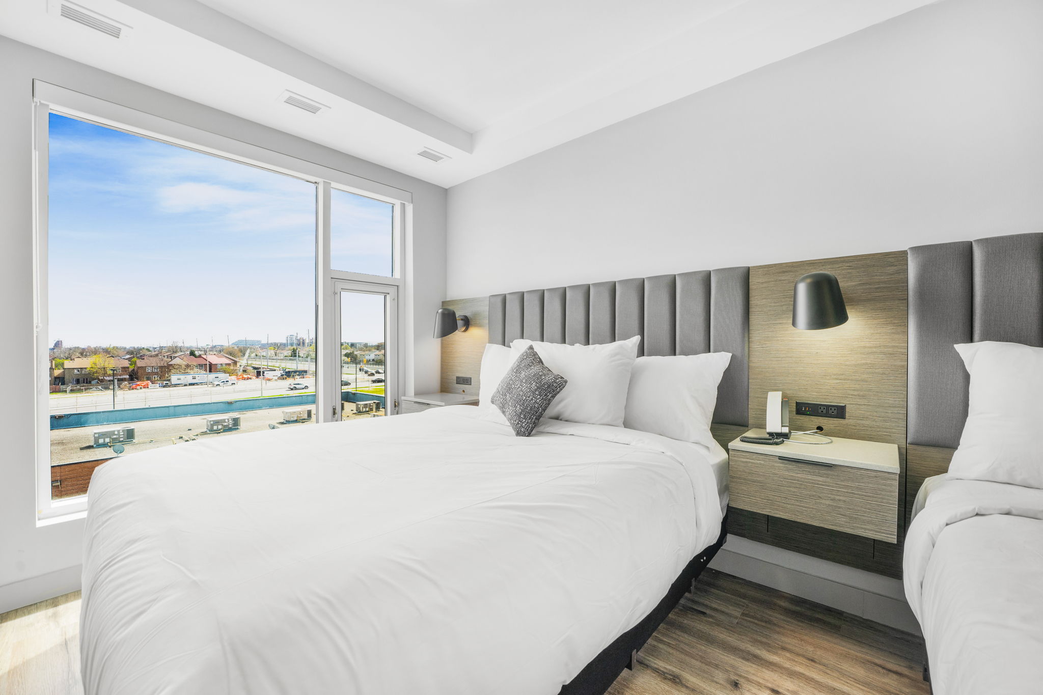 2 Bedroom Deluxe Queen Suite with Sofa Bed, Accessible | Skye Residences